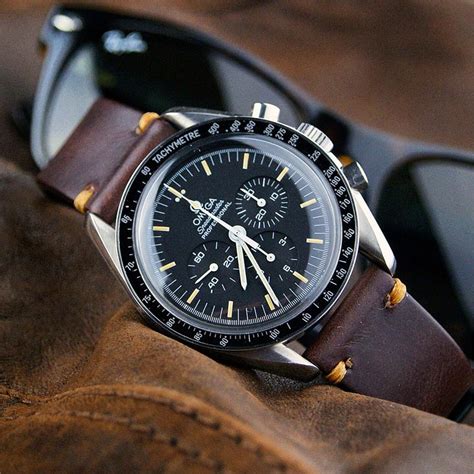 omega speedmaster moonwatch brown leather strap|Omega Speedmaster racing strap.